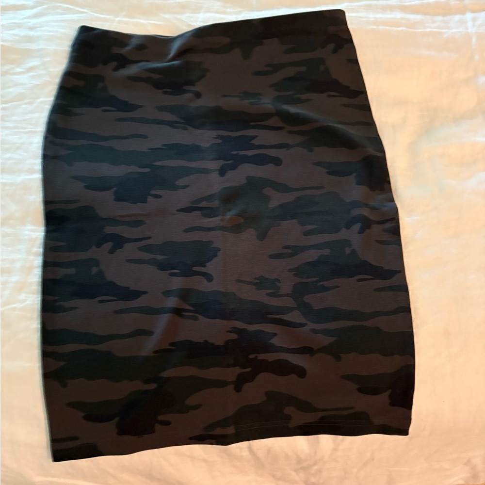 Camo Print pencil skirt